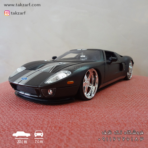 ماکت ford gt 2005